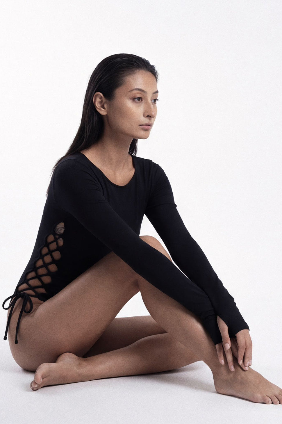 Siyah Sira Uzun Kollu Bodysuit