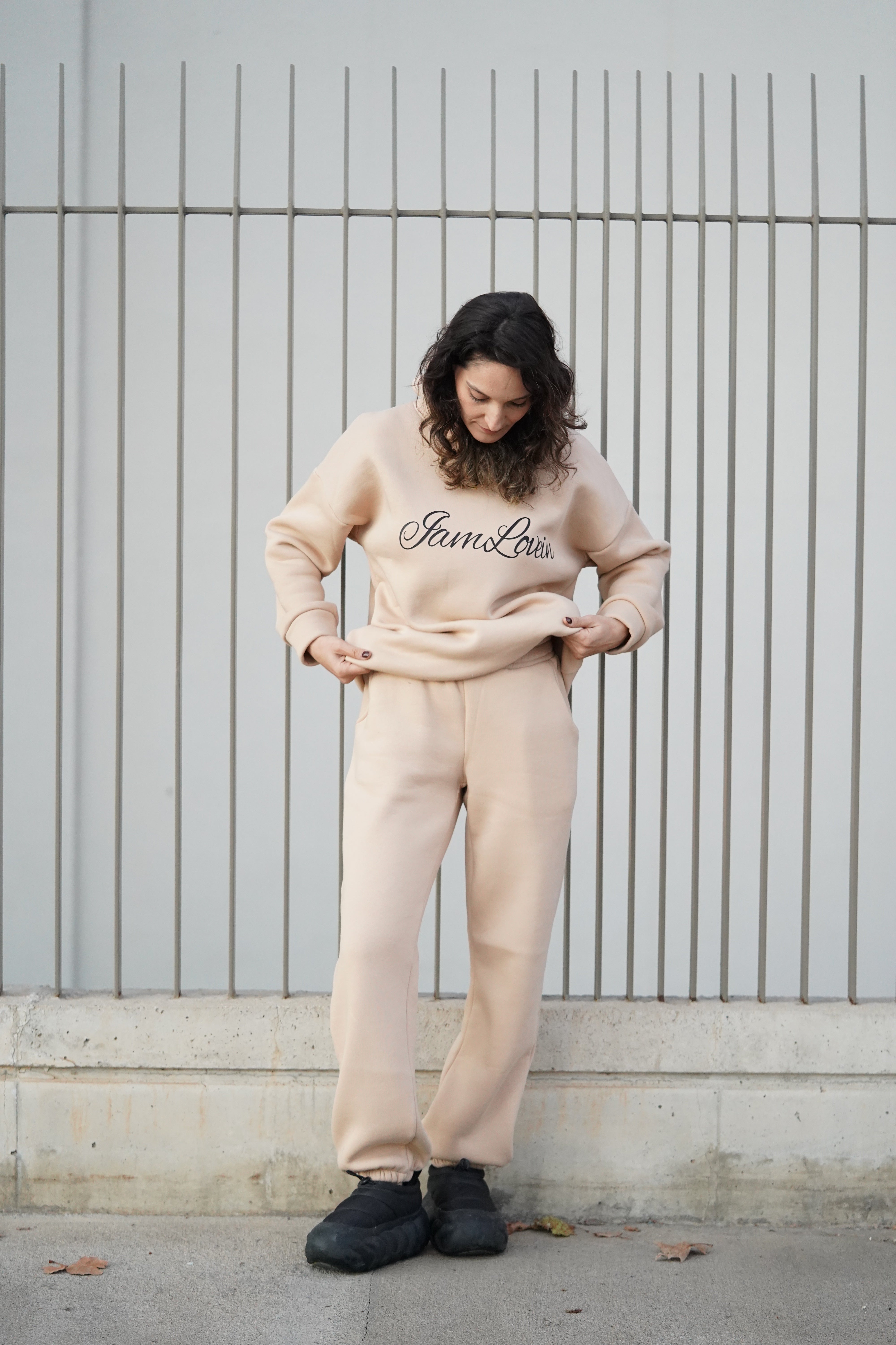 Krem Eşofman Takımı